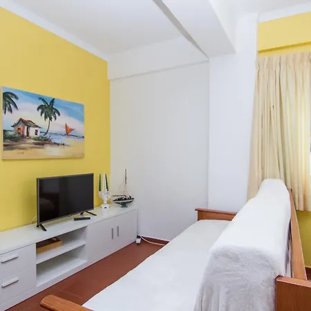 Apartamento Akisol Armação Pera Iv *
